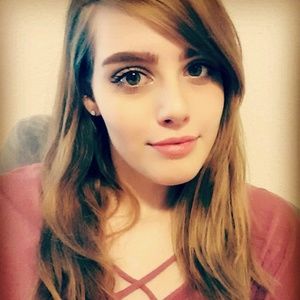 Meet your Posher, Alana